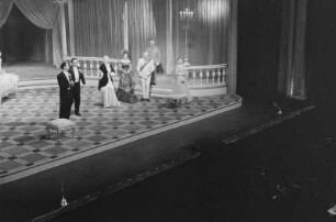 Szenenbilder aus "Stunde des Tanzes", Ballett in der Choreographie von Jean Weidt?. Dramatische Ballett der Volksbühne Berlin, 23.11.1958