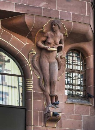 Hygieia mit Schlange