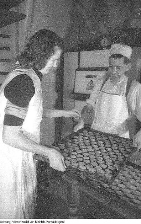 Pulsnitz, Pfefferkuchenherstellung, August 1951