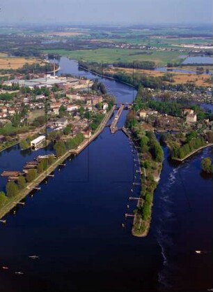 Schleuse Brandenburg : Blickrichtung Südosten