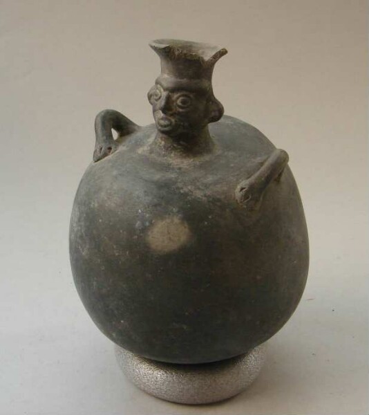 Clay vessel