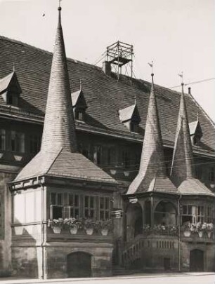 Einbeck. Ansicht des im 16. Jh. im Stil der Renaissance errichteten Alten Rathauses Rathauses