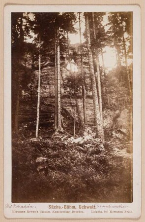 Sächsische Schweiz. Hohnsteiner Gebiet. Clementinenstein mit Clementinentor bei Hohnstein