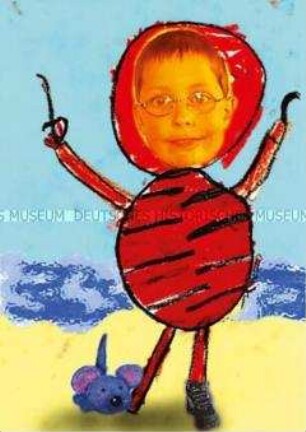 Foto eines Jungengesichtes kombiniert mit Kinderzeichnung (Sonderthema: Ein Bild von mir - Selbstporträts und Selbstdarstellungen)
