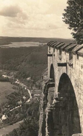 Königstein : Blick von der Festung Königstein (S-Seite) auf Hütten und das Bielatal