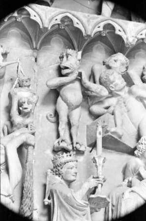 Freiburg: Original des Teufelchens am Tympanon