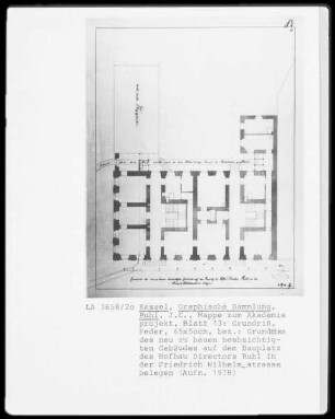 Kassel & Mappe zum Akademieprojekt