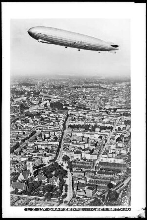 LZ 127 Graf Zeppelin über Breslau
