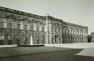 Dresden-Altstadt. Zwinger, Gemäldegalerie (1847-1855, G. Semper)