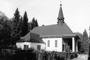 Friedhofskapelle; Wetzlar, Waldgirmeser Straße (NG) 1