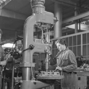 Stationäre Bohrmaschine bei Borgward