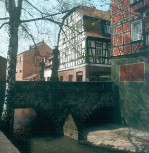 Bensheim. Mittelbrücke (1732) mit der Figur des Franz Xaver über den Winkelbach