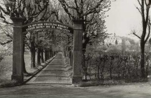 Tor (äußeres), Herrnhut