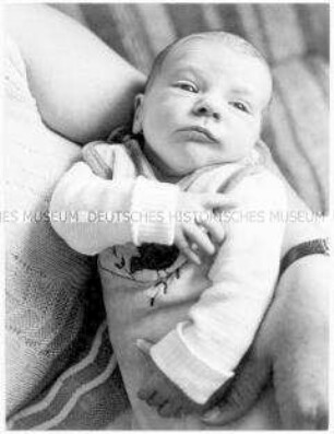Babyporträt (Altersgruppe bis 14)
