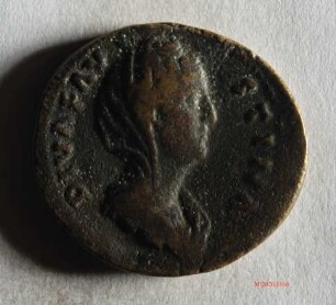 Römische Münze, Nominal Sesterz, Prägeherr Antoninus Pius für Diva Faustina I., Prägeort nicht bestimmbar, Fälschung