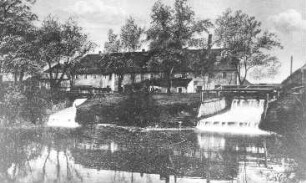 Guttau. Am Wehr, Ansichtskarte, um 1920, Repro (RA Görlitz Postkartensammlung)