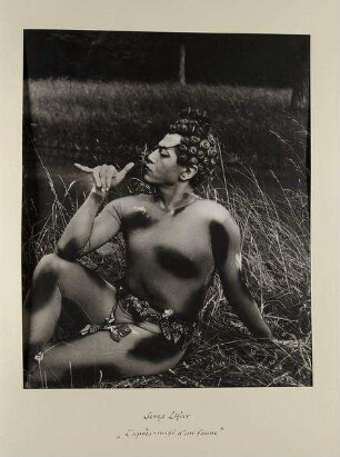 "Serge Lifar - L`après-midi d`un faune" aus einem Album zu Adolf Lazi
