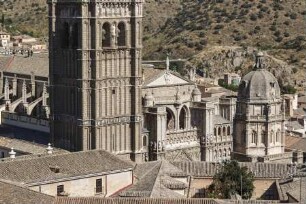 Catedral de Santa María de la Asuncíon de Toledo — Fachada Principal