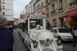 Paris - Menschen in der City : Kleine Rundfahrtbahn am Montmartre. Paris, 2006