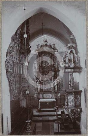 Chor der evangelischen Pfarrkirche Schönberg nach O