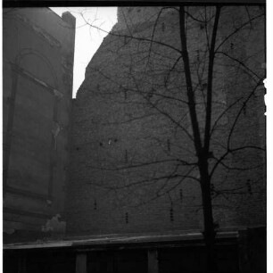 Negativ: Ruine, Bundesallee 126, 1951