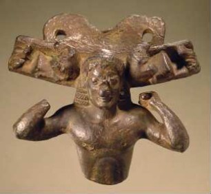 Fragment eines archaischen Kannenhenkels: Oberkörper eines Jünglings
