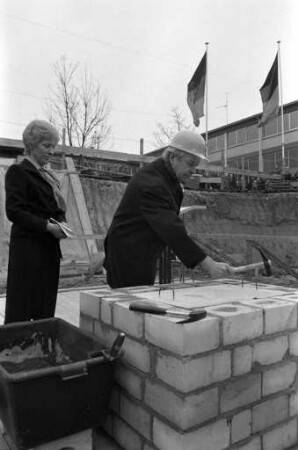 Grundsteinlegung für das neue Gemeindezentrum Stupferich