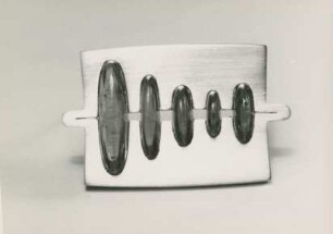 Brosche von Otto Schamschula