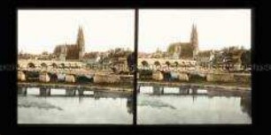 Panorama von Regensburg mit Donaubrücken.