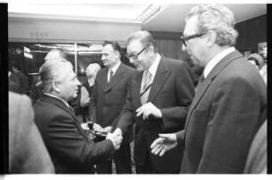 Kleinbildnegativ: Bulgarische Verkaufsausstellung, Hotel Kempinski, 1979