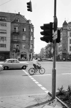 Einbau einer Signalanlage an der Kreuzung Kaiserallee und Händelstraße