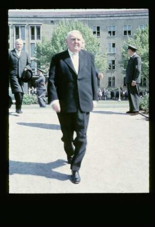 Prof. Ludwig Erhard 12.5.59.