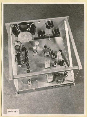 10 kW Fernsehsender Nr. 507, Kontrollpult Einschub Kontrollempfänger Ton , Foto 1954