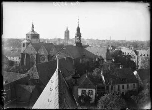 Minden. Stadtteilansicht mit den Türmen der Marienkirche und des Domes