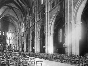 Langres (Haute-Marne), Kathedrale Saint-Mammès, Mittel- und südl. Seitenschiff, nach Osten