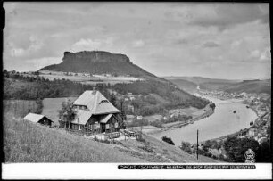 Königstein. Jugendheim des Gebirgsvereins für die Sächsische Schweiz am Hang des Königsteins. Blick nach Nordost auf Lilienstein und Elbe