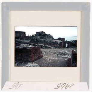 Taormina: Theater, Umgang oberhalb der Carea (Foto 1965)