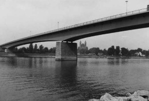 Straßenbrücke Speyer/Rhein