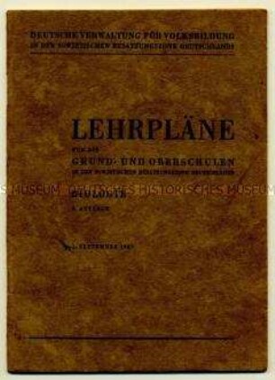 Broschüre zum Bereich Biologie der Lehrpläne für Grund- und Oberschulen