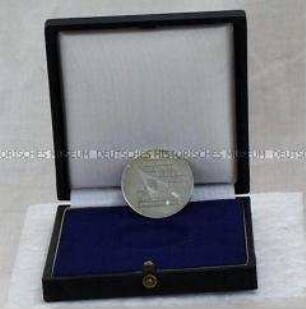 Medaille zum 10. Parlament der FDJ, im Etui