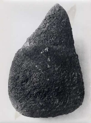 Vulkanische Bombe von dem Vesuvausbruch 1904, Italien ('Island')