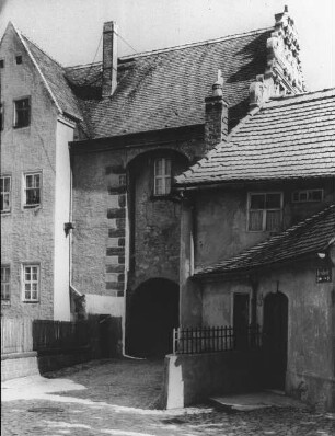 Meißen, Burglehnhaus (L.-Richter-Haus) mit d. äußeren Burgtor