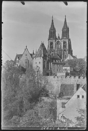 Meißen. Schlossbrücke, Burgtor und Dom