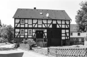 Wohnhaus (Einhaus, Fachwerk); Frankenberg, Nuhneweg 1