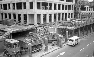 Neubau der Landeskreditbank Baden-Württemberg auf dem Karrée Schlossplatz/Zirkel/Kreuzstraße/Adlerstraße