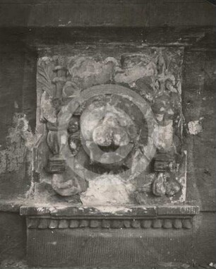Rollwerkkartusche mit Löwenrelief am Altstädtischen Rathaus Danzig