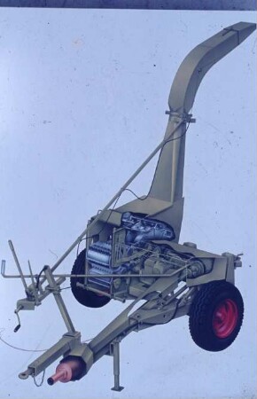 Fotografie: Erntetechnik, Feldhäcksler gezogen, Trommelfeldhäcksler