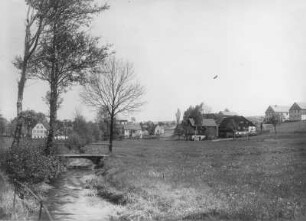 Colmnitz (Pretzschendorf-Colmnitz). Ortsteilansicht über den Colmnitzbach