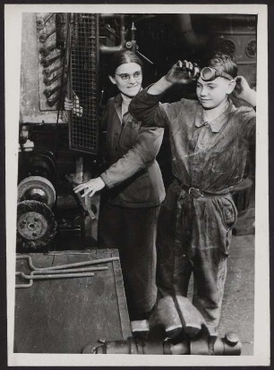 Handwerkerin bei der Arbeit