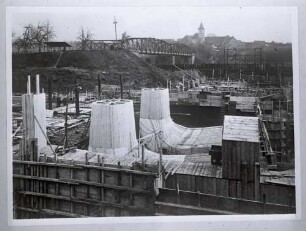 Hessigheim, Kraftwerk im Bau von links